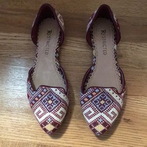 Restricted Patterned Flats
